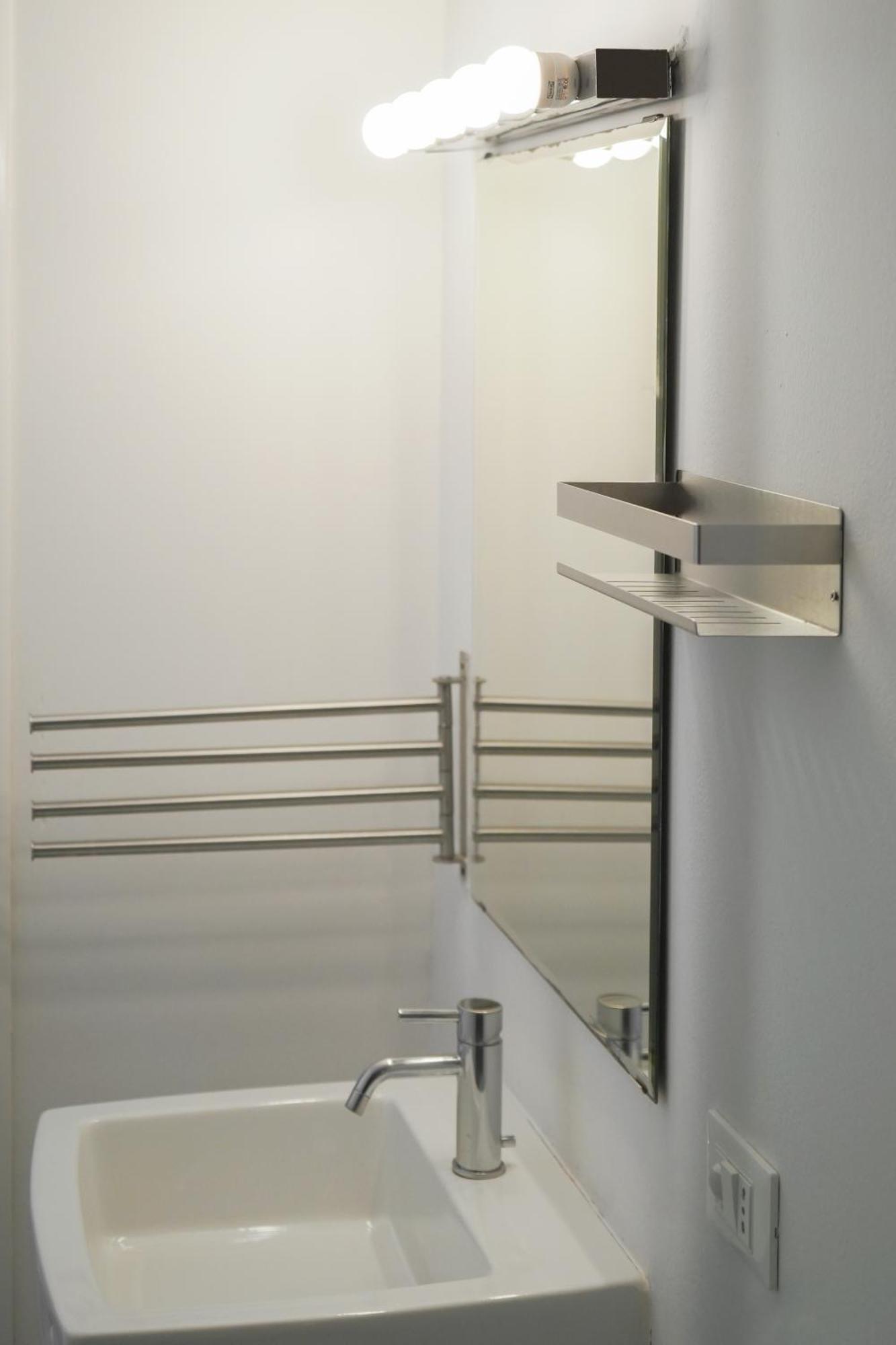 Melusina Budget Apartment *